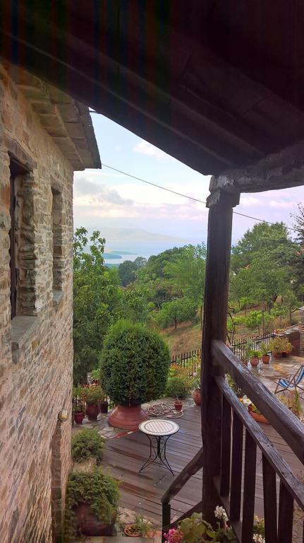 Archontiko Parisis Hotel Lafkos Exterior foto