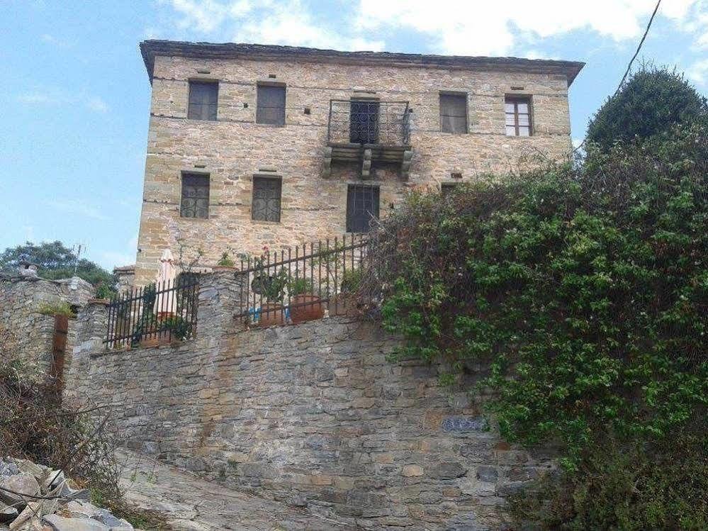 Archontiko Parisis Hotel Lafkos Exterior foto