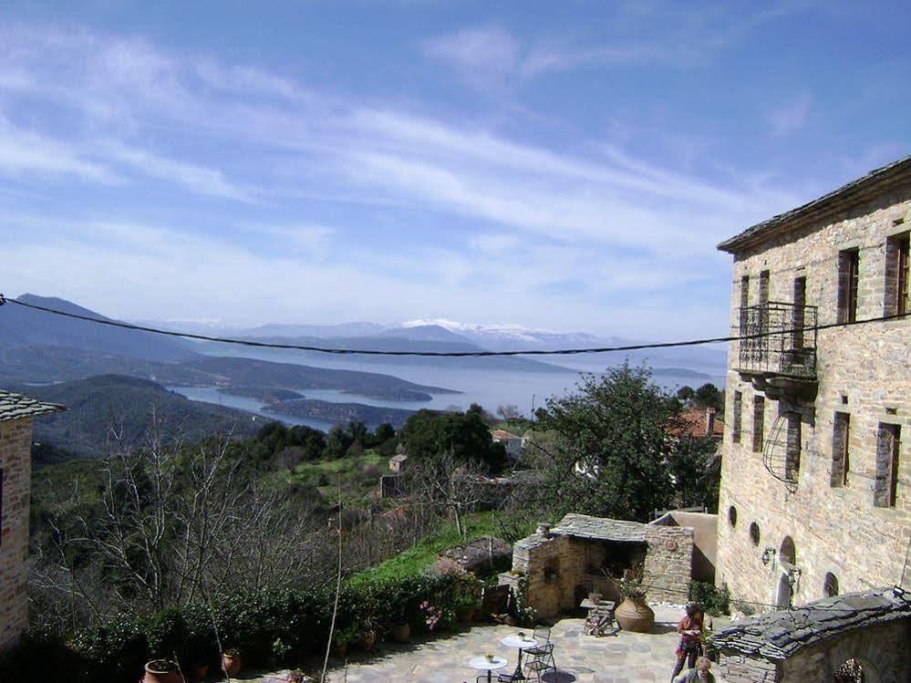 Archontiko Parisis Hotel Lafkos Exterior foto