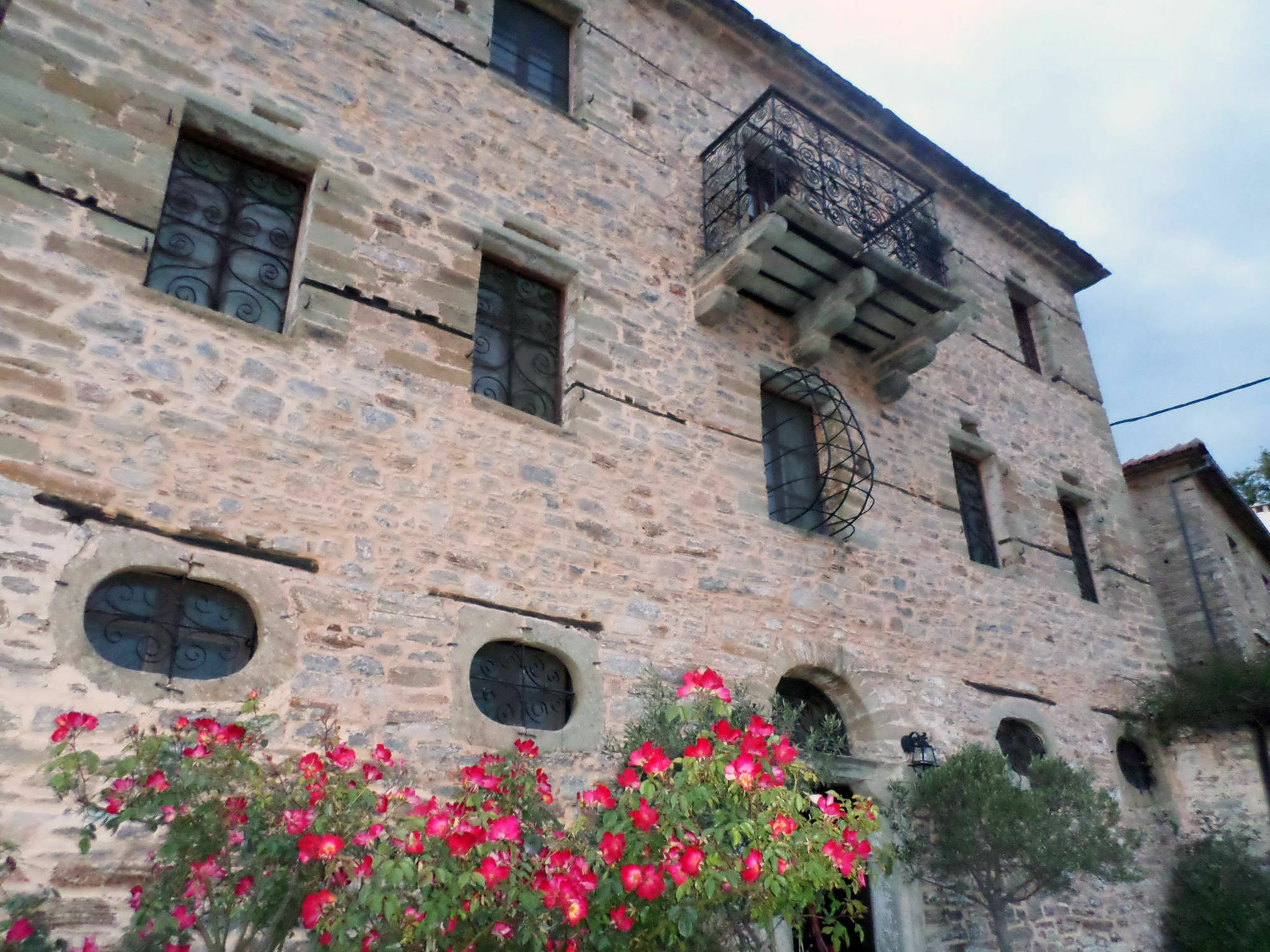 Archontiko Parisis Hotel Lafkos Exterior foto